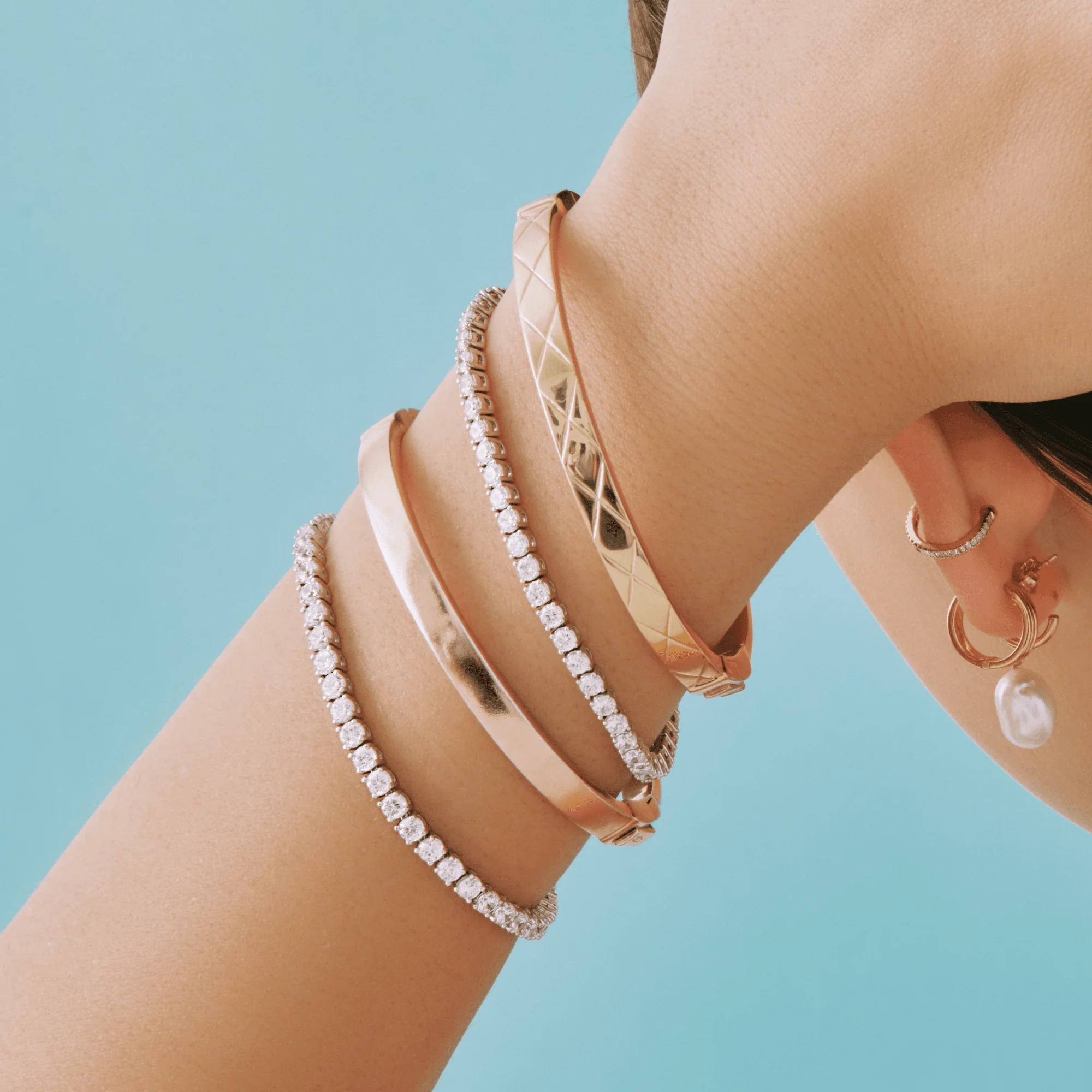 Classic Gold Hinged Bracelet - Image 15