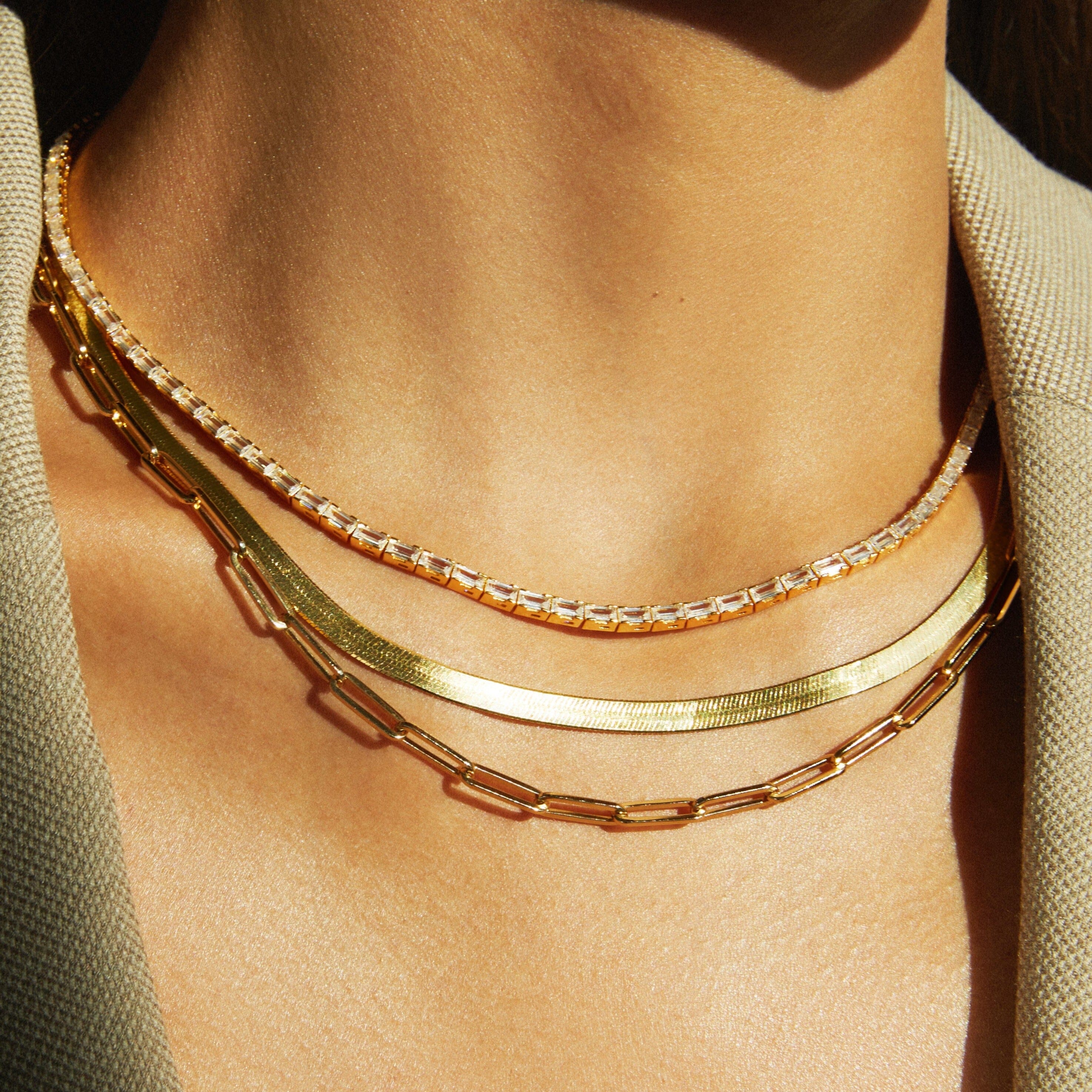 Solid Gold Herringbone Chain Necklace - Image 26