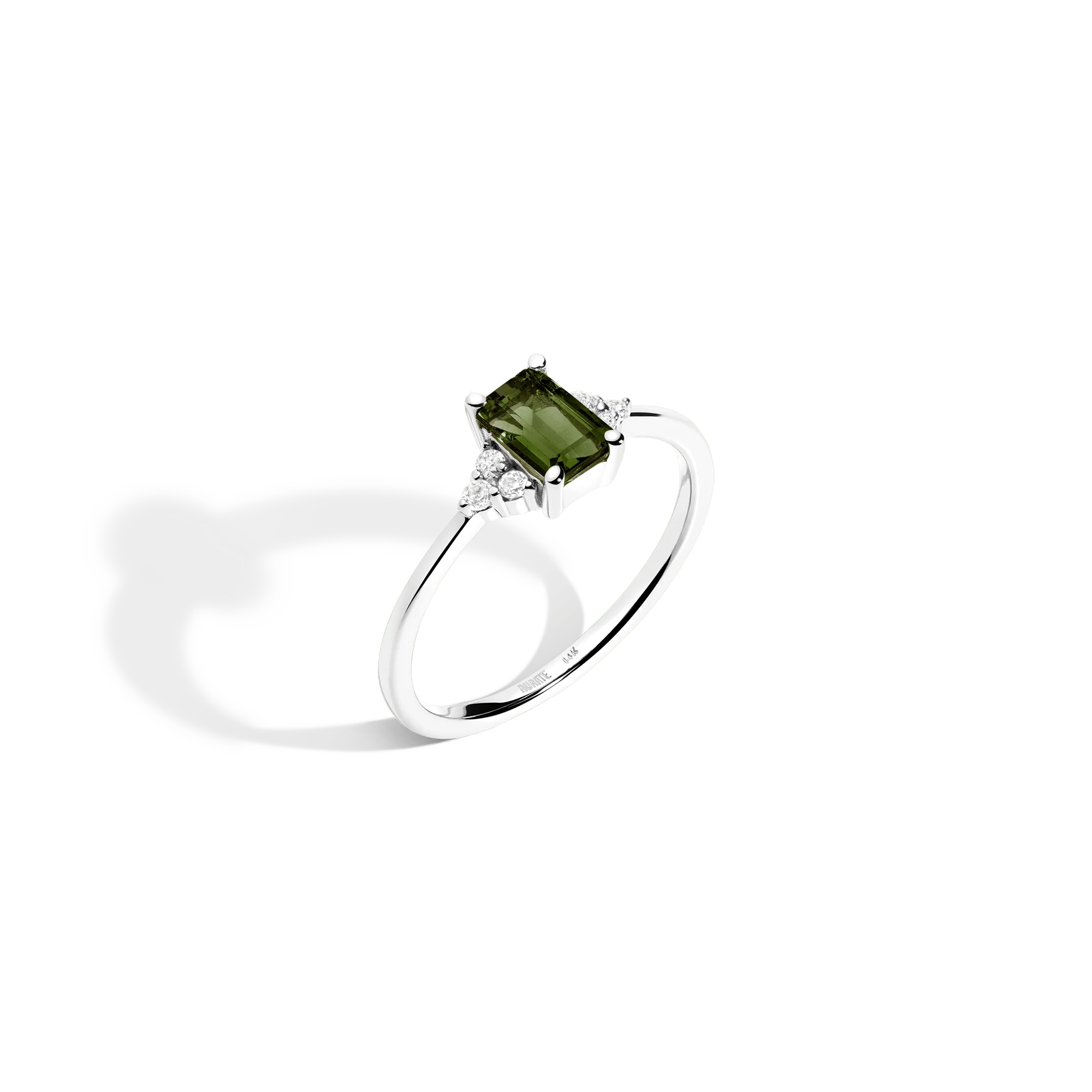 Vintage-Inspired Emerald Cut Ring - Image 3